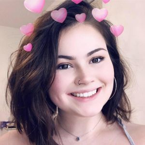 Meet your Posher, Teya